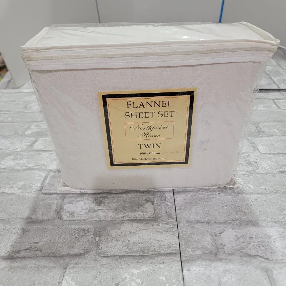 Northpoint Home Twin Flannel Sheet Fit Matresses up‎ to 14